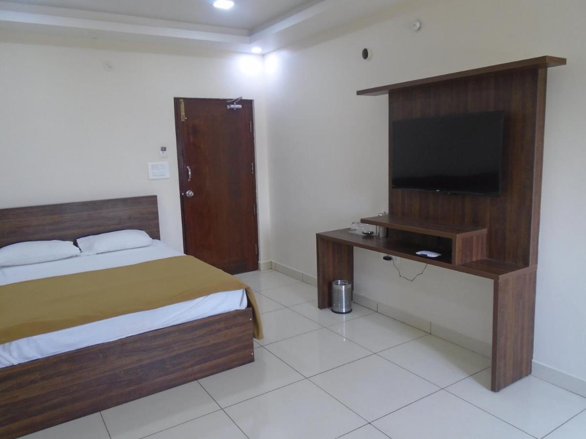 فندق Mandyaفي  Ssr Residency المظهر الخارجي الصورة